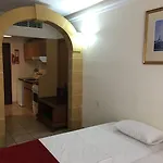 Hotel Oriana 3*