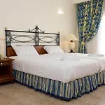 Oriana 3*