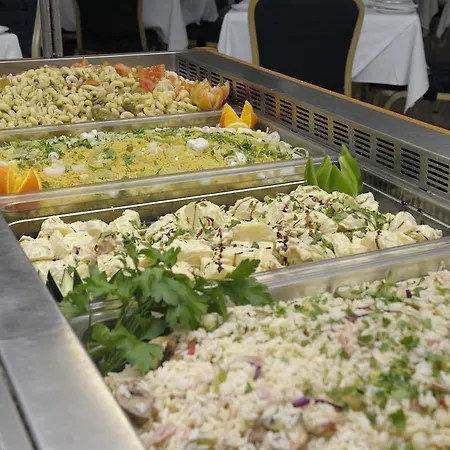 Hotel Oriana 3*