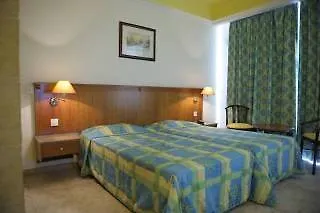 Hotel Oriana 3*