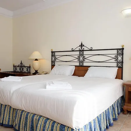 Oriana Hotel