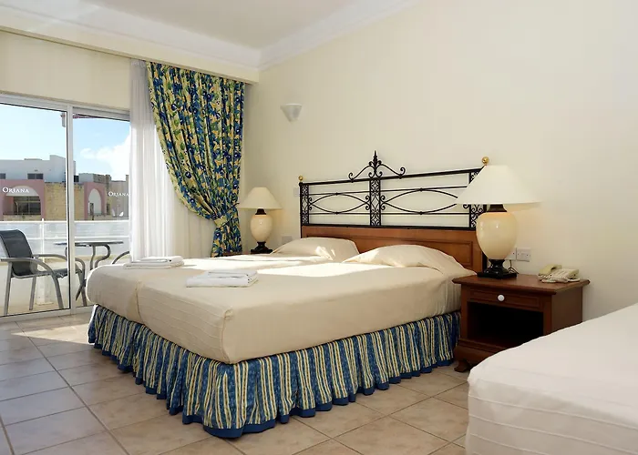 Oriana Hotel
